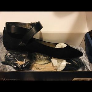 Libby Edelman Ryann Pointed T 7.5